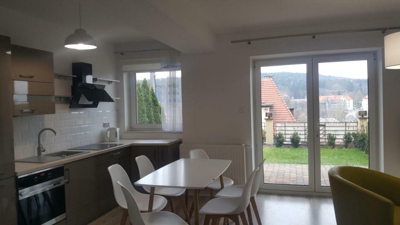 Apartament Z Widokiem-Blizej Zdroju Polanica-Zdrój Eksteriør bilde